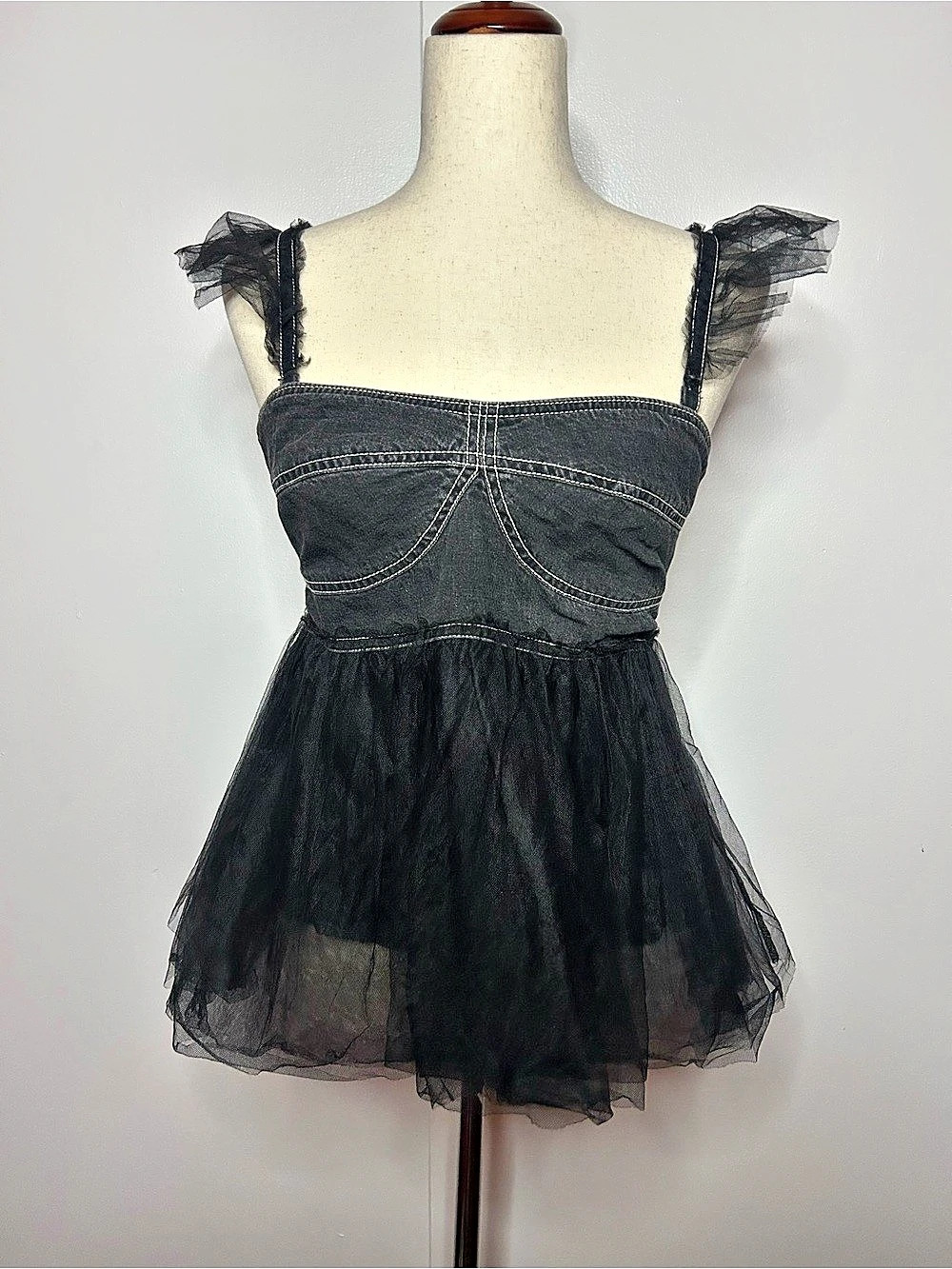 ANTHROPOLOGIE - Pilcro Black Denim Peplum Tulle Tank w/White Contrast Stitching